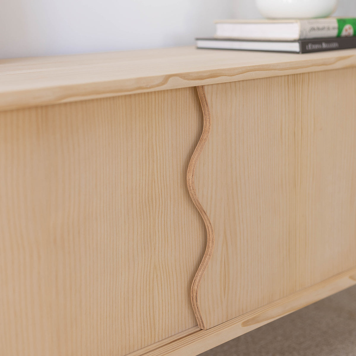 Moreta Meuble TV en bois massif avec 2 portes 120 cm