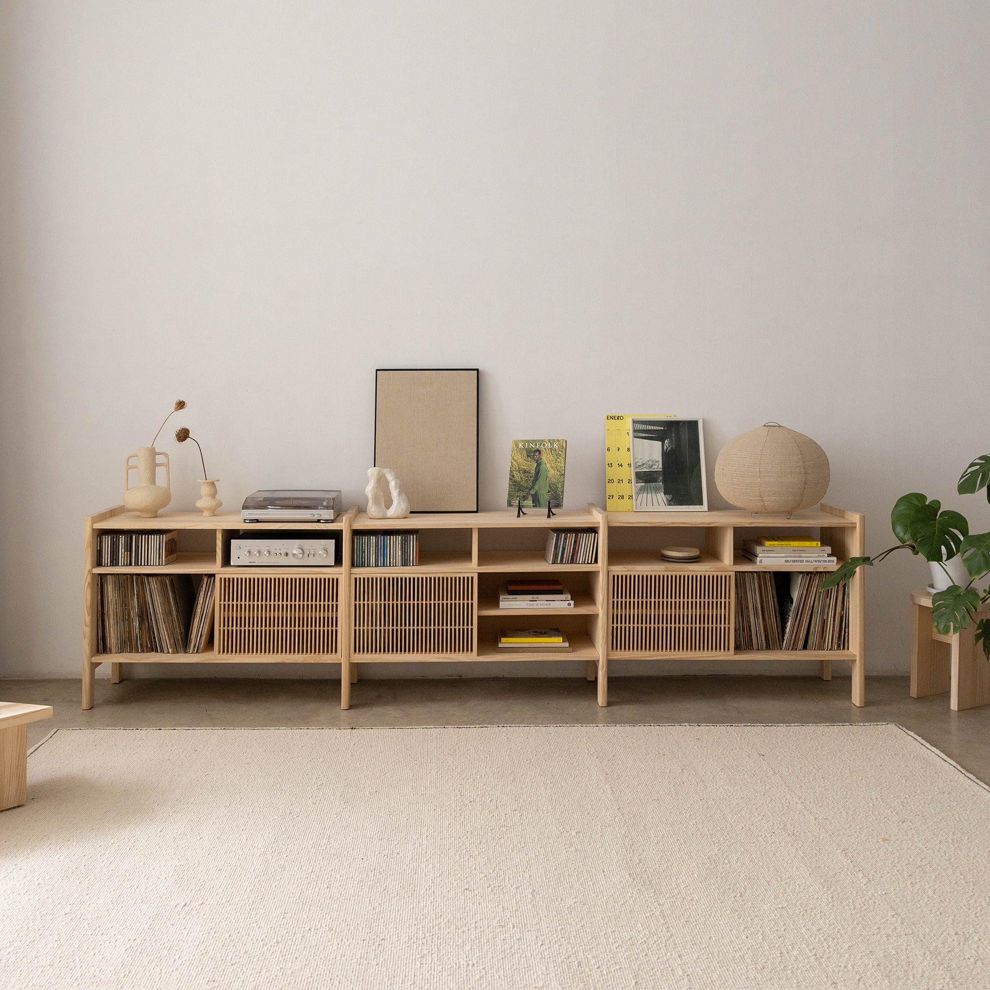 Mesquida Großes Sideboard aus Massivholz für Vinyls 3 Türen 301 cm