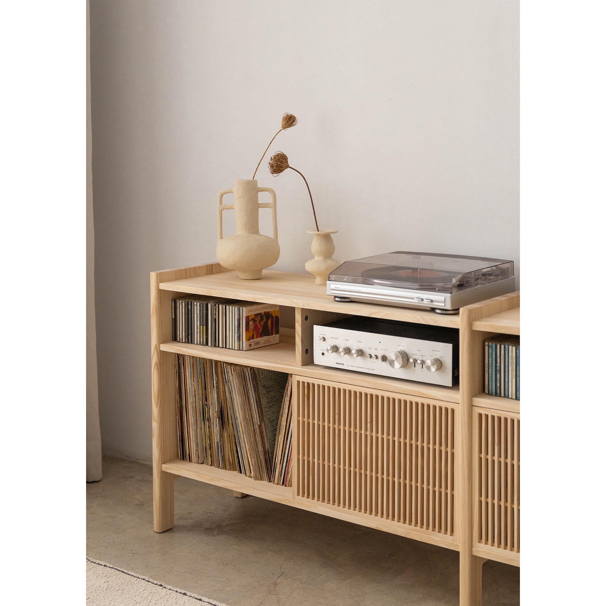 Mesquida Großes Sideboard aus Massivholz für Vinyls 3 Türen 301 cm