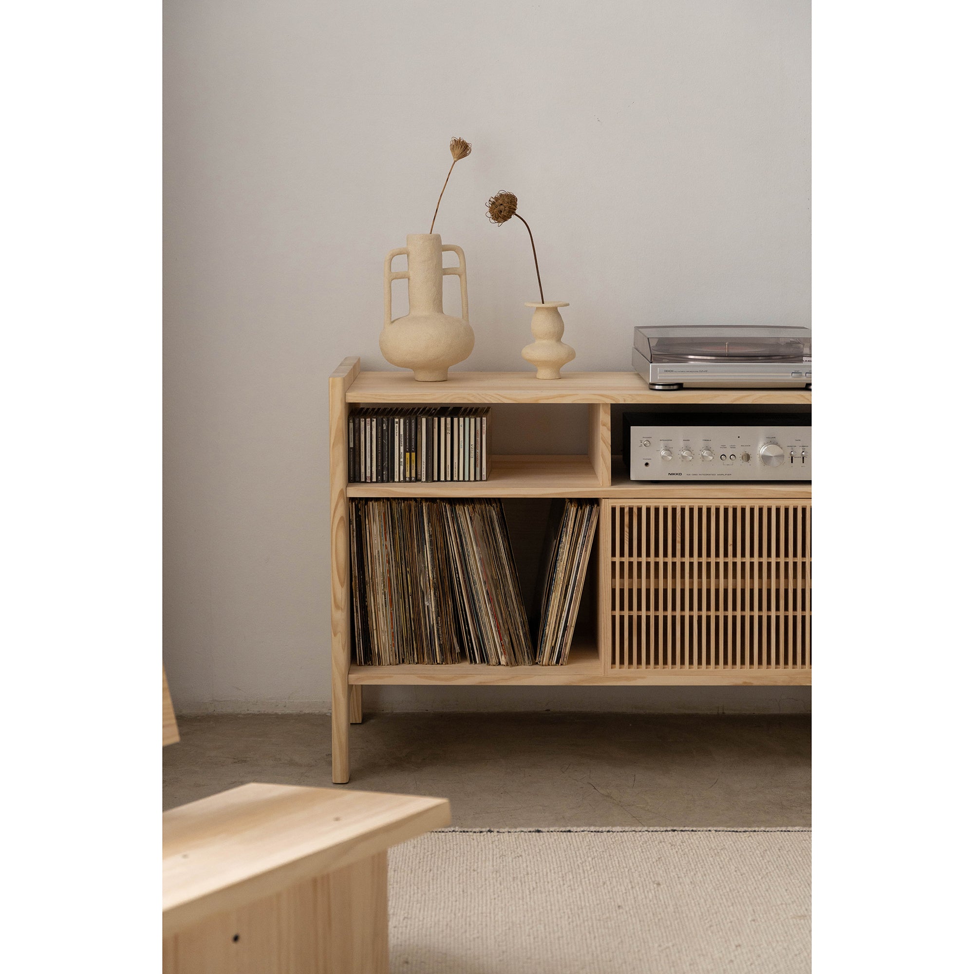 Mesquida Großes Sideboard aus Massivholz für Vinyls 3 Türen 301 cm