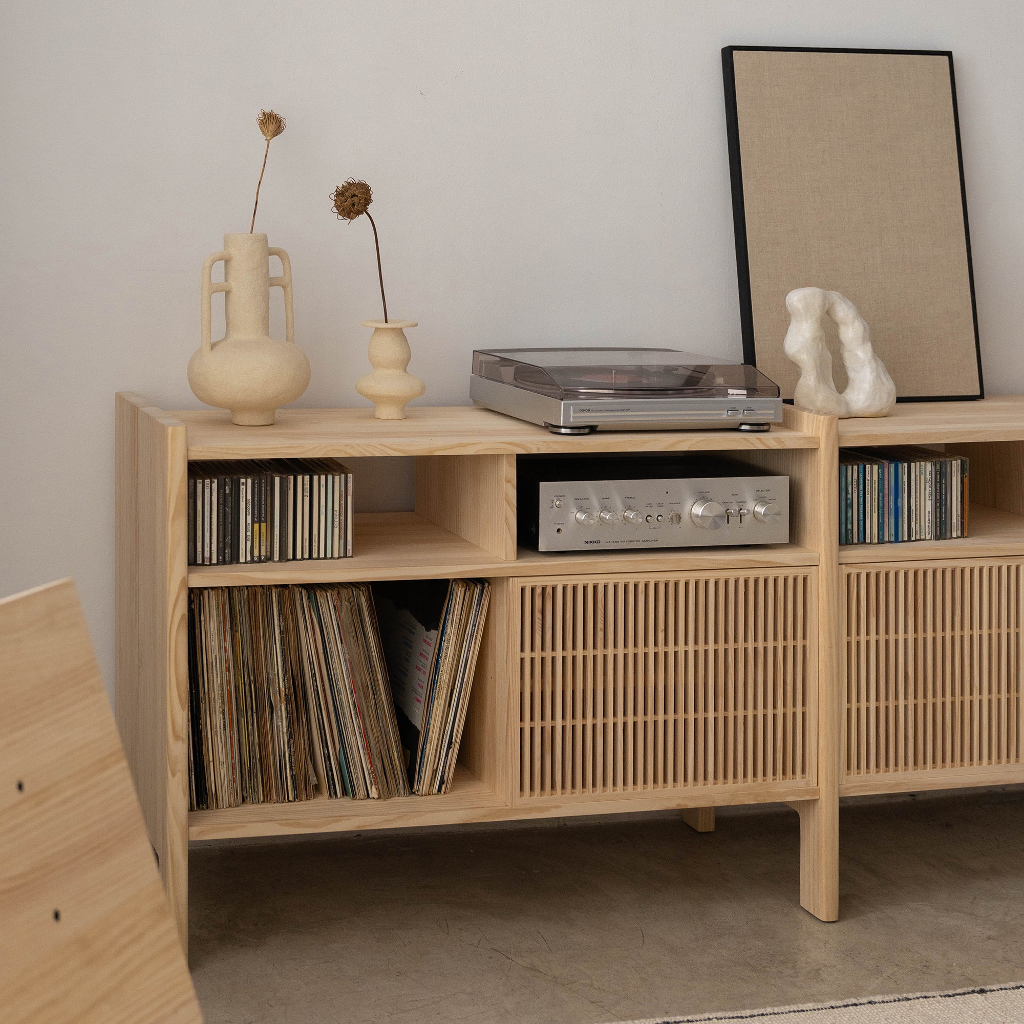 Mesquida Großes Sideboard aus Massivholz für Vinyls 3 Türen 301 cm