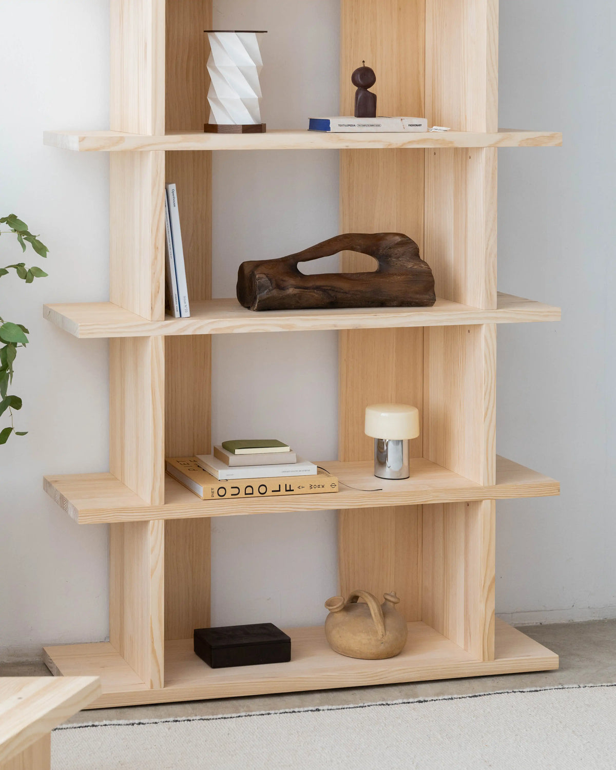 Castell Bücherregal aus Massivholz 106,5 x 190 cm
