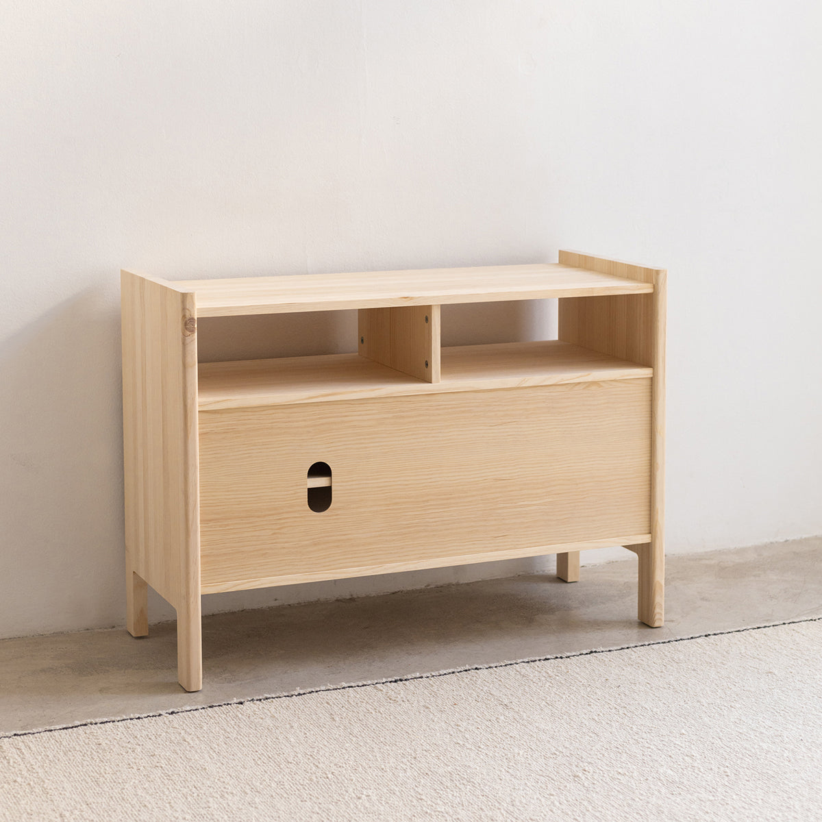 Small Mesquida solid wood sideboard for vinyl records 1 door 102 cm