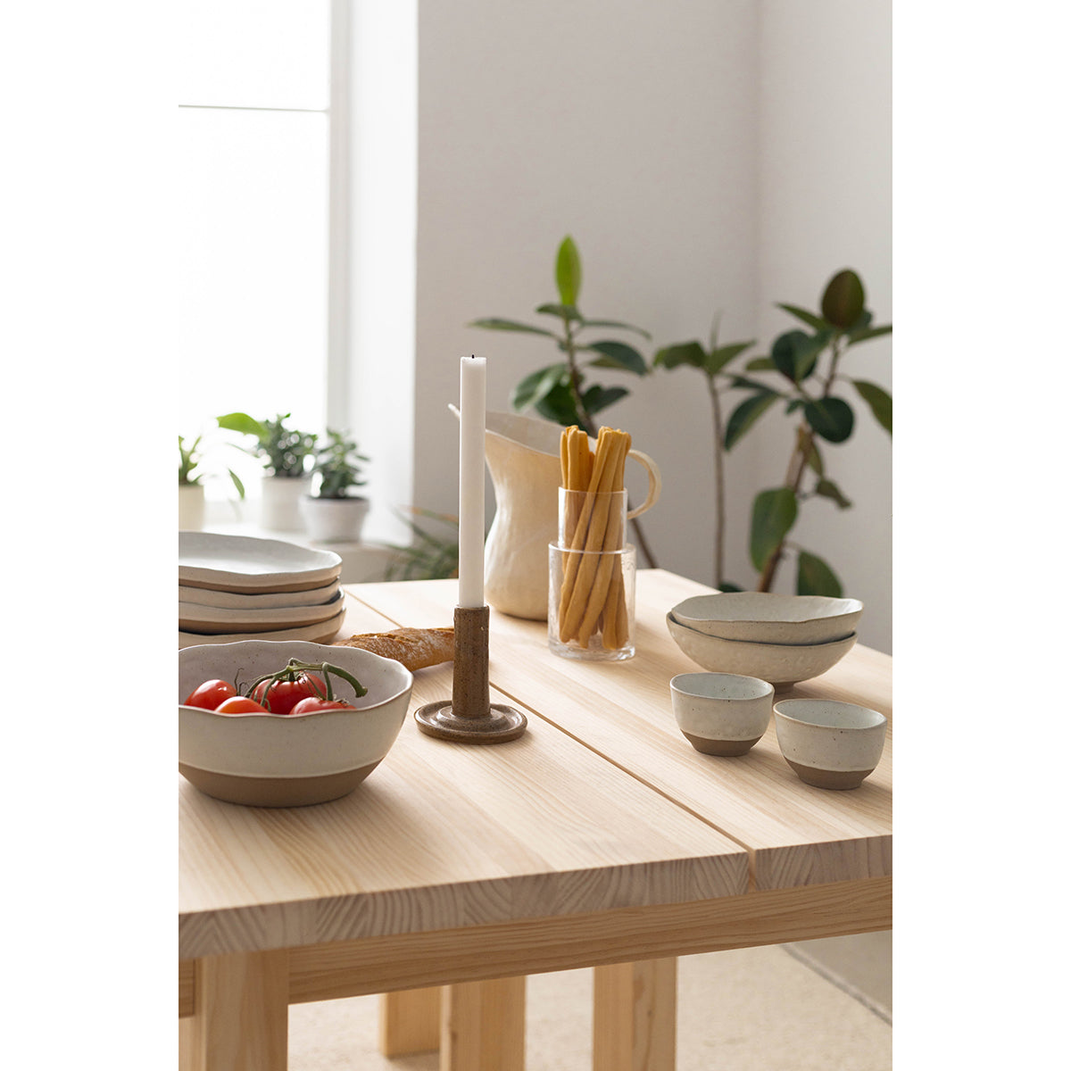 Mesa de comedor Pals de madera maciza de pino 90 x 90 cm