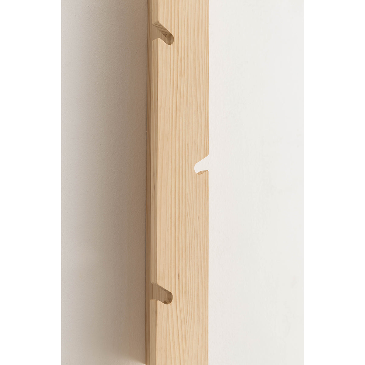 Perchero de pared Saona de madera maciza de pino 100 cm