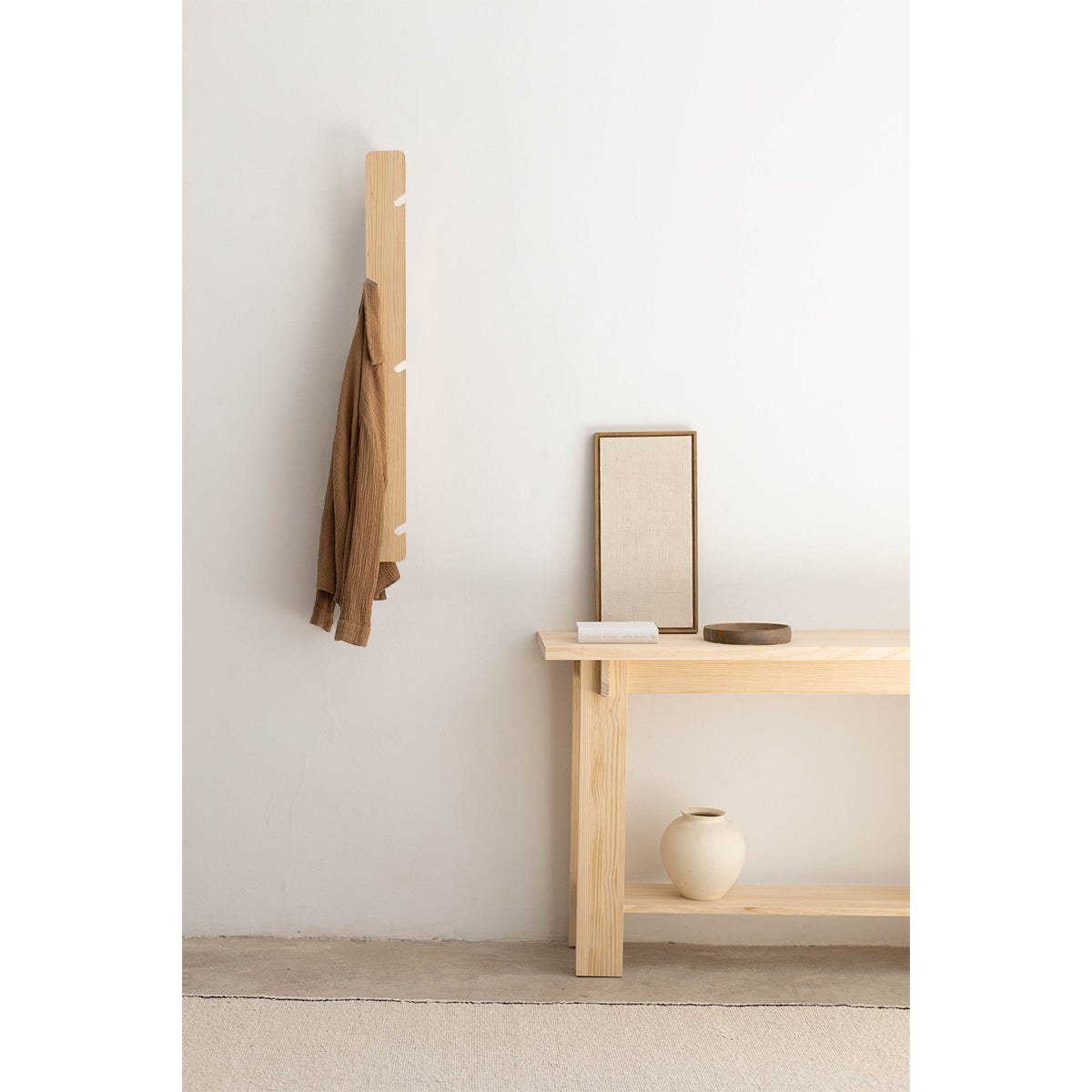 Perchero de pared Saona de madera maciza de pino 100 cm