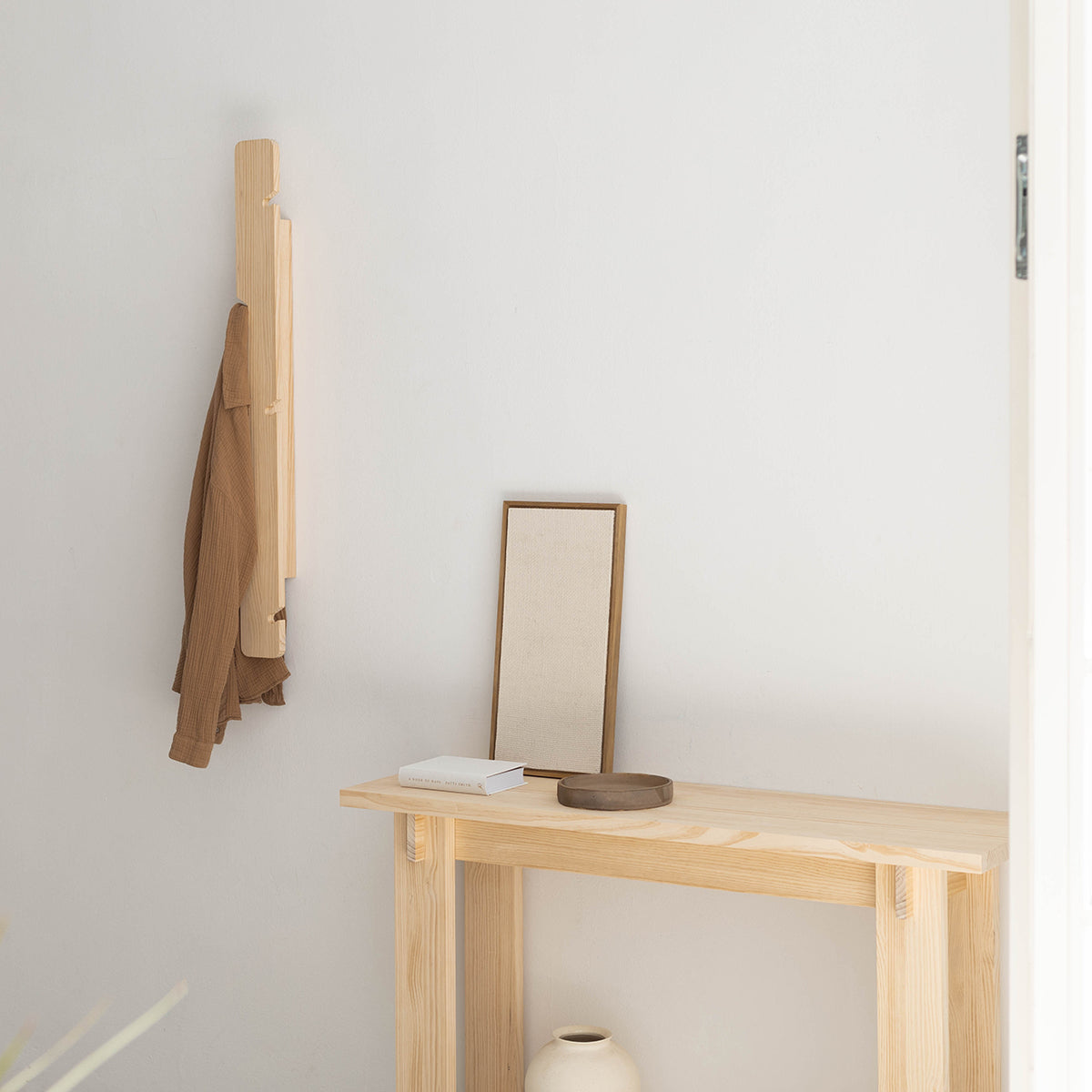 Perchero de pared Saona de madera maciza de pino 100 cm
