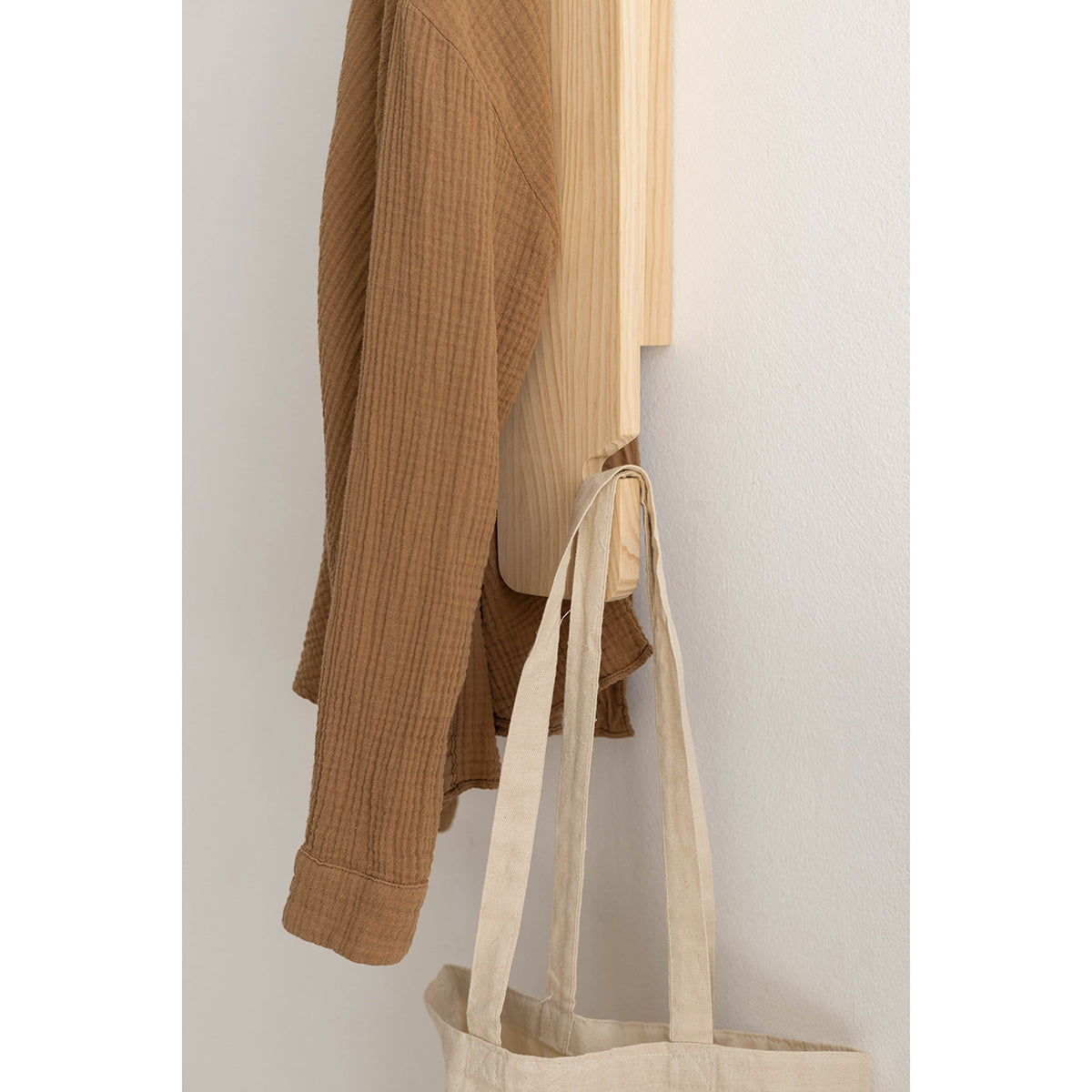 Perchero de pared Saona de madera maciza de pino 100 cm