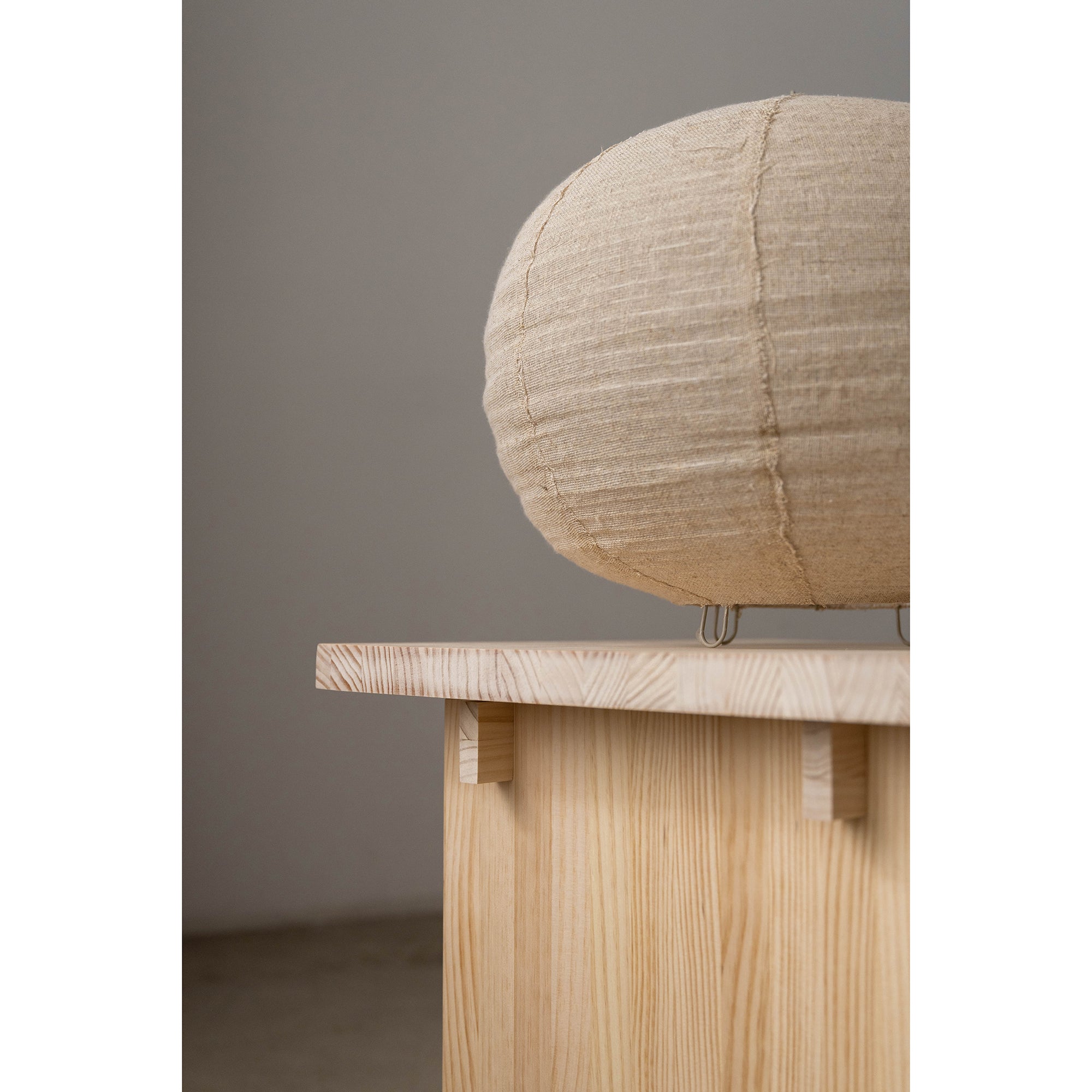Espart - Mesa auxiliar de madera maciza de pino 50 cm