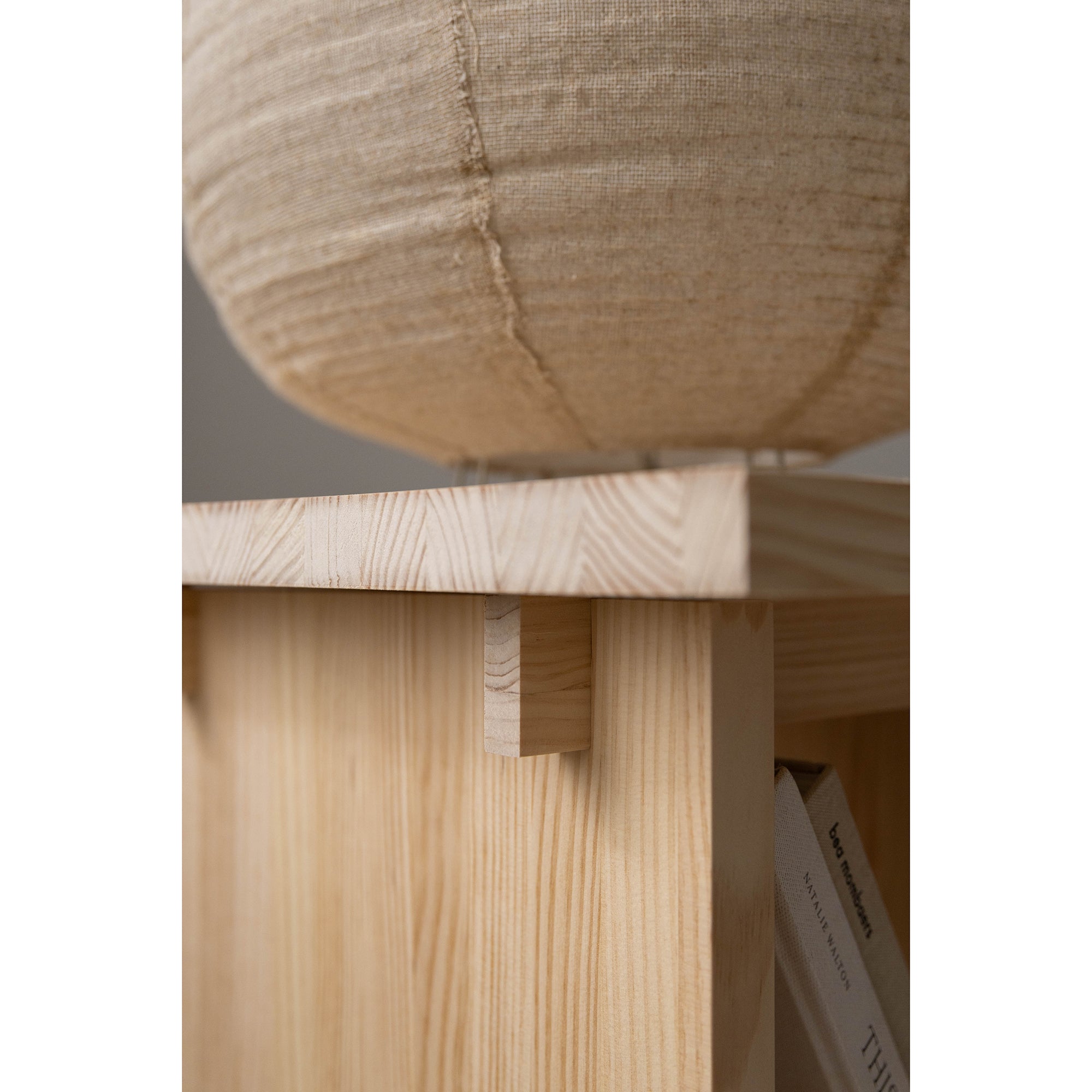Espart - Mesa auxiliar de madera maciza de pino 50 cm