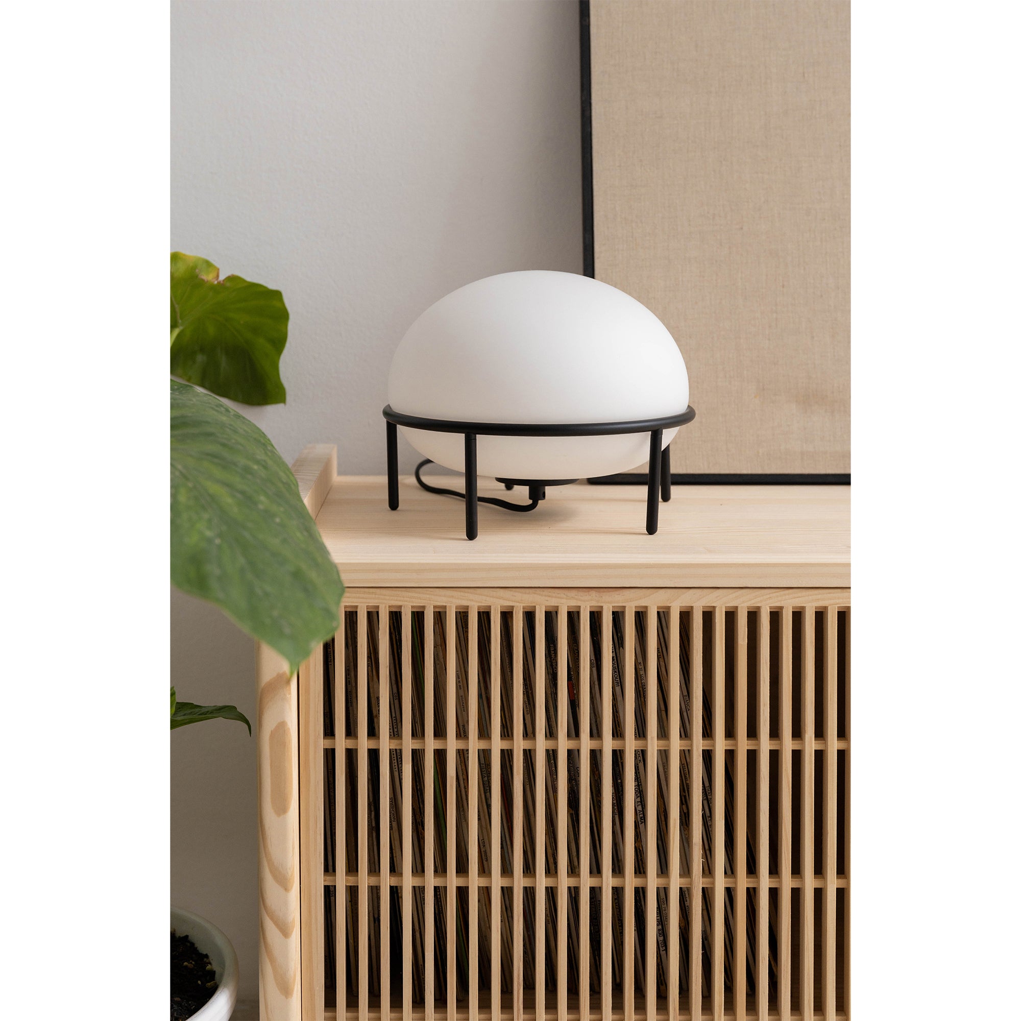Medium Mendia TV furniture in solid wood for vinyl records 2 doors 201 cm