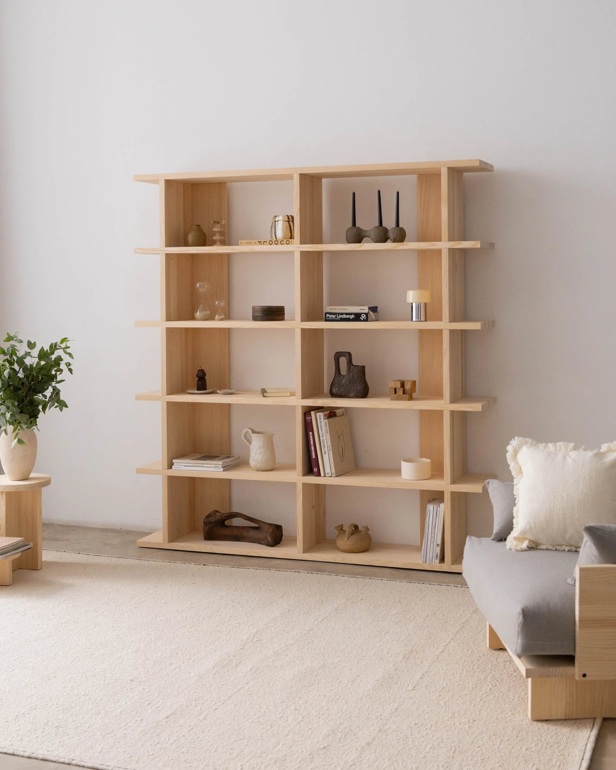 Montgó Bücherregal aus Massivholz 180 x 190 cm