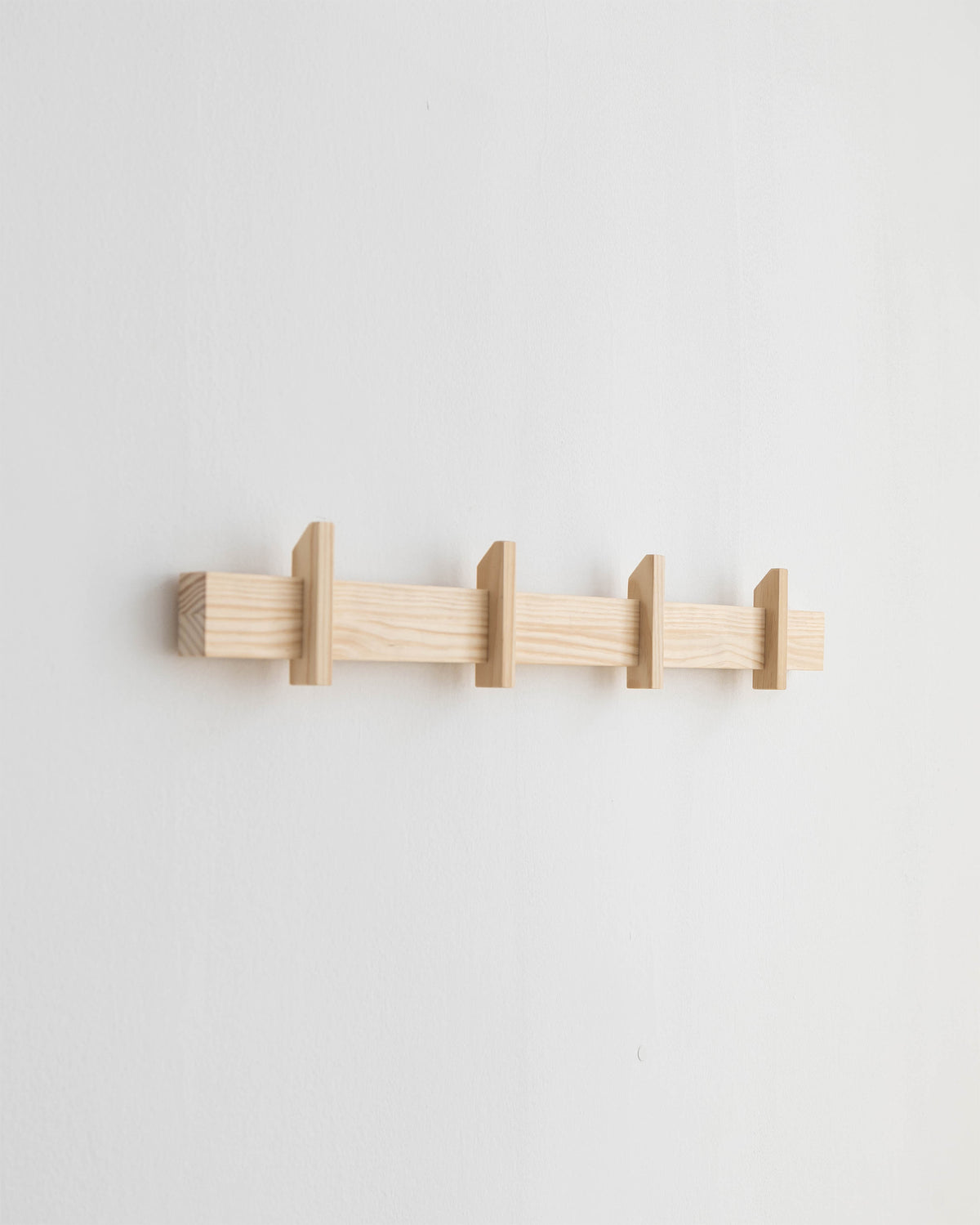 Perchero de pared grande Figuera de madera maciza 80 cm
