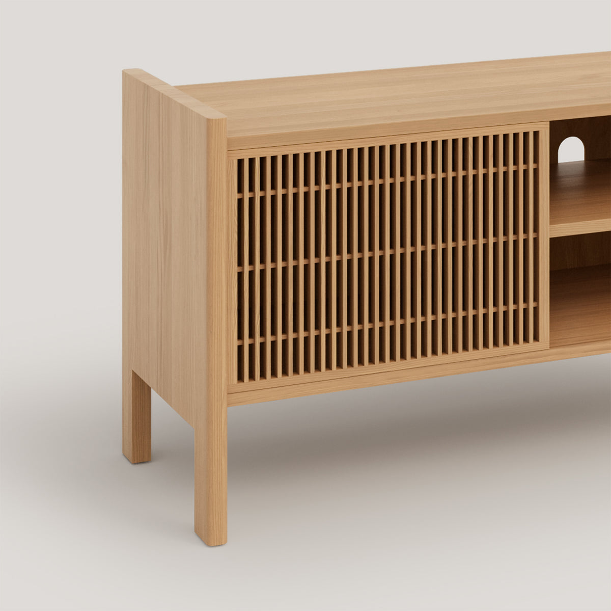 Oak color varnished