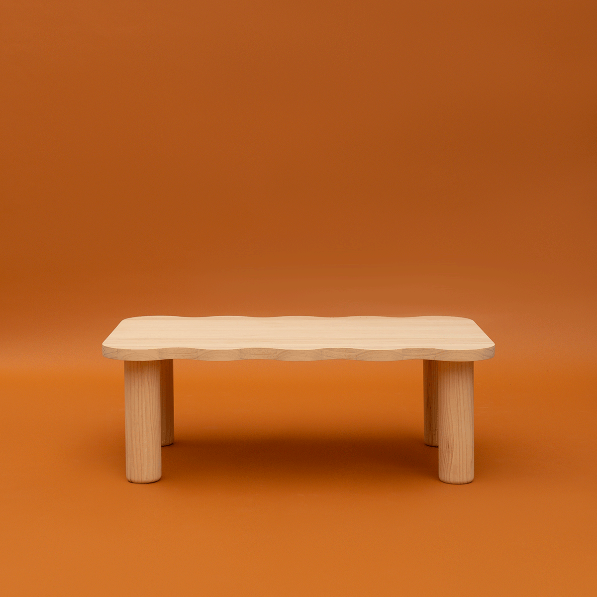 Palamos - Mesa de centro en madera maciza de pino 100 cm
