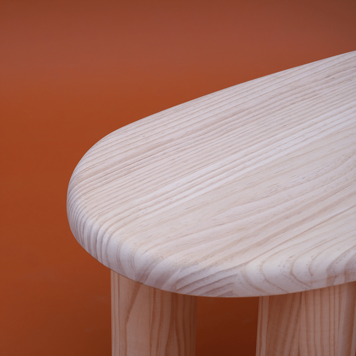 Tuna - Coffee table in pine wood 62 cm