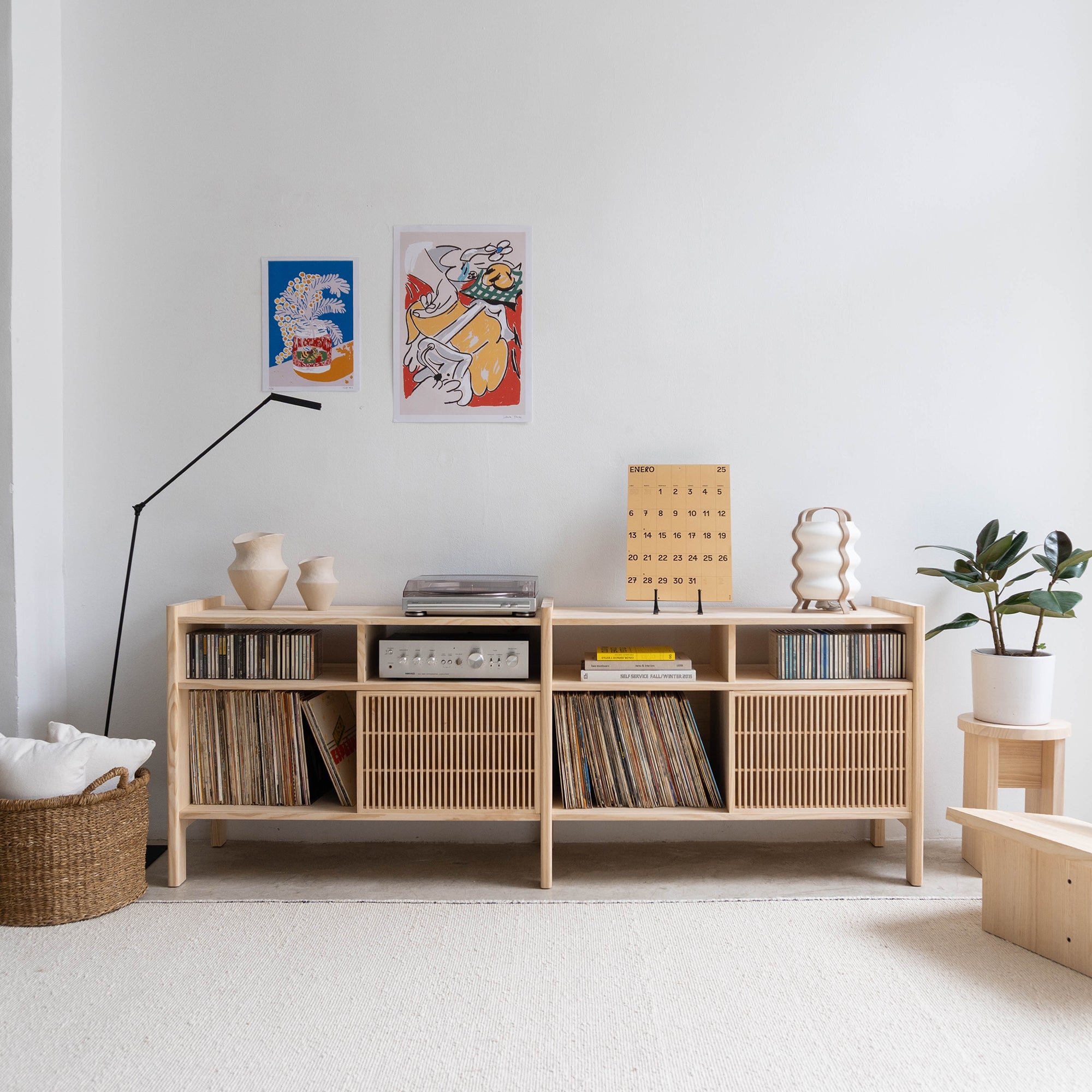 Mesquida medium sideboard in solid wood for vinyl records 2 doors 201 cm