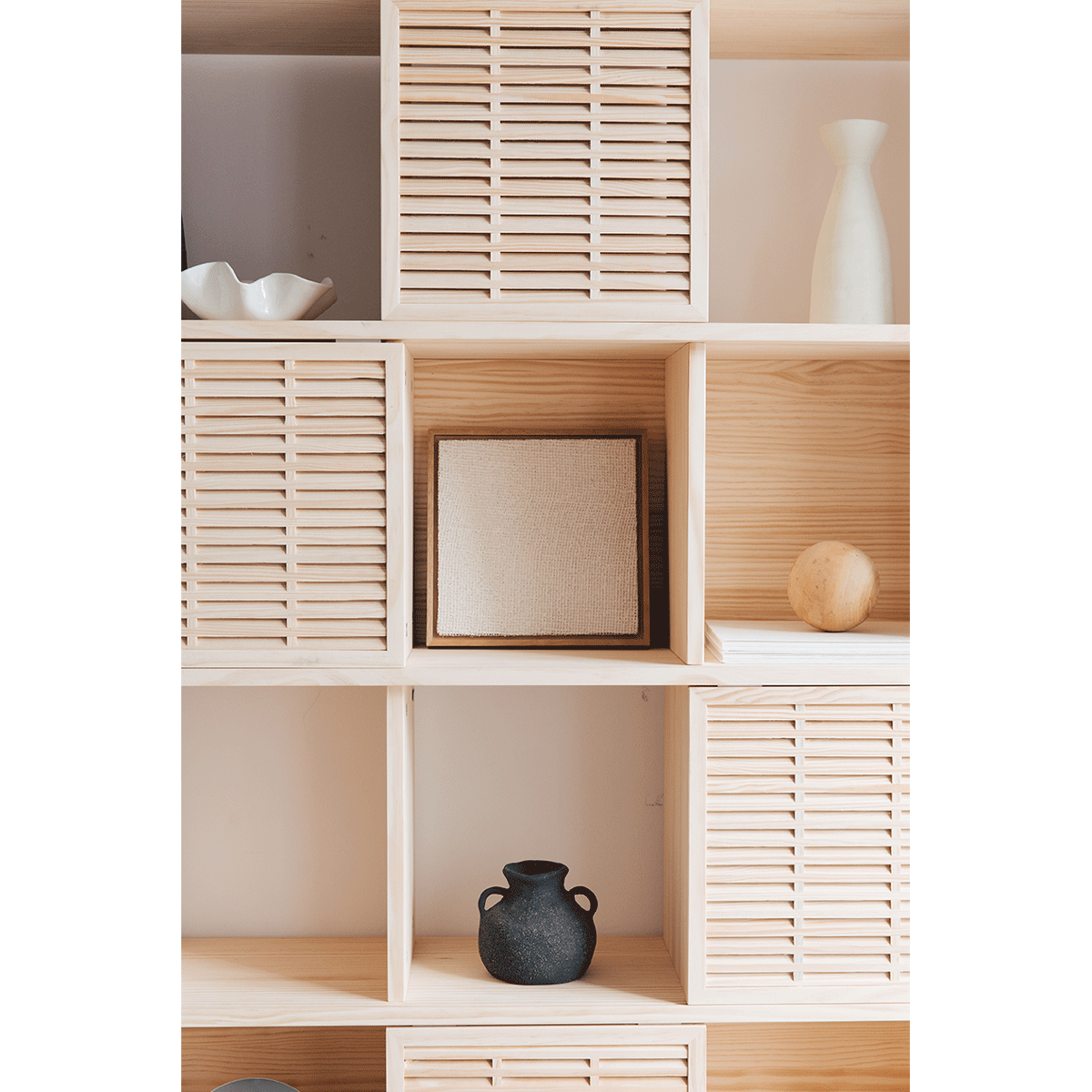Bookcase Xelida in pine with 5 or 10 mallorquina doors 160 cm