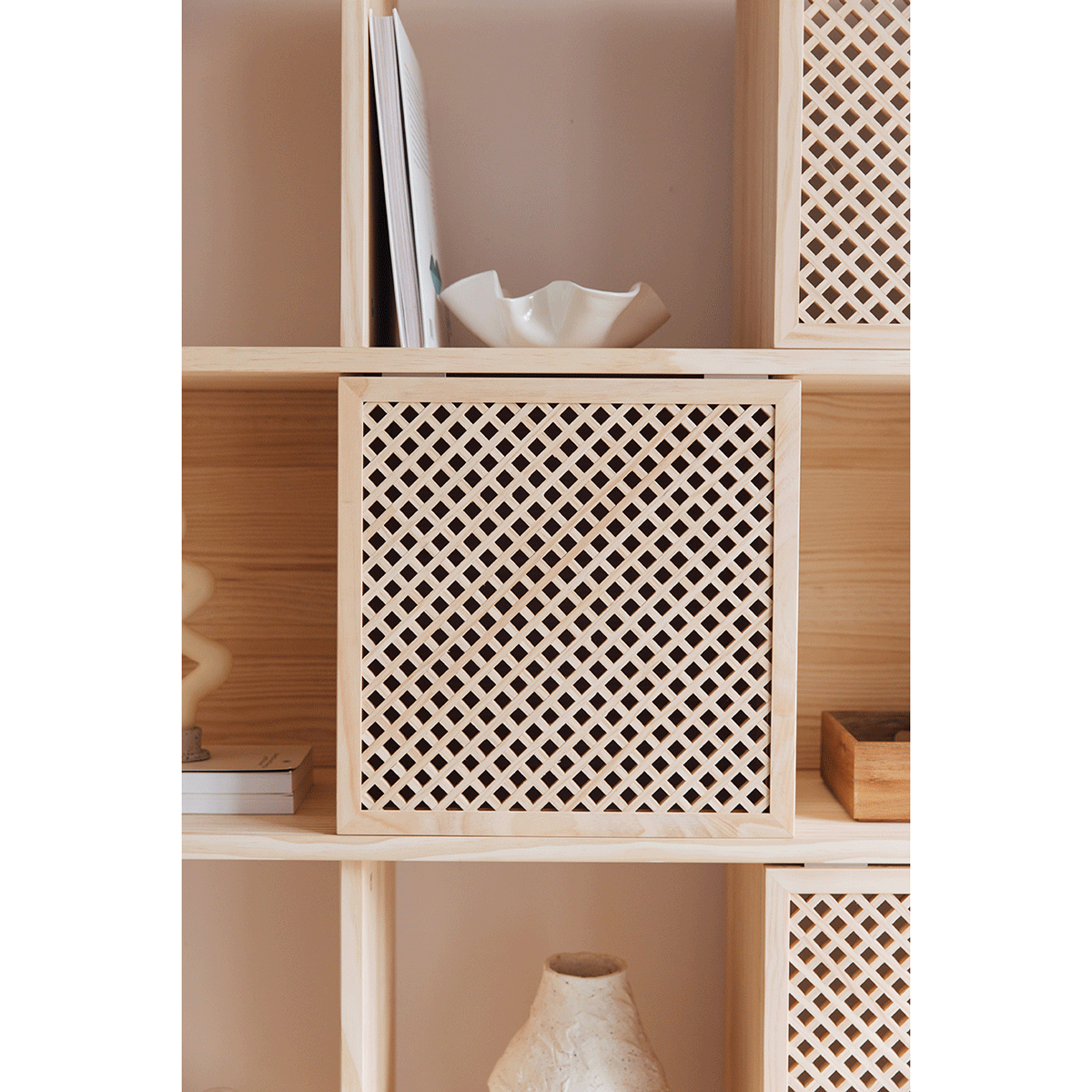 Bookcase Blava of pine with 5 or 10 doors 160 cm