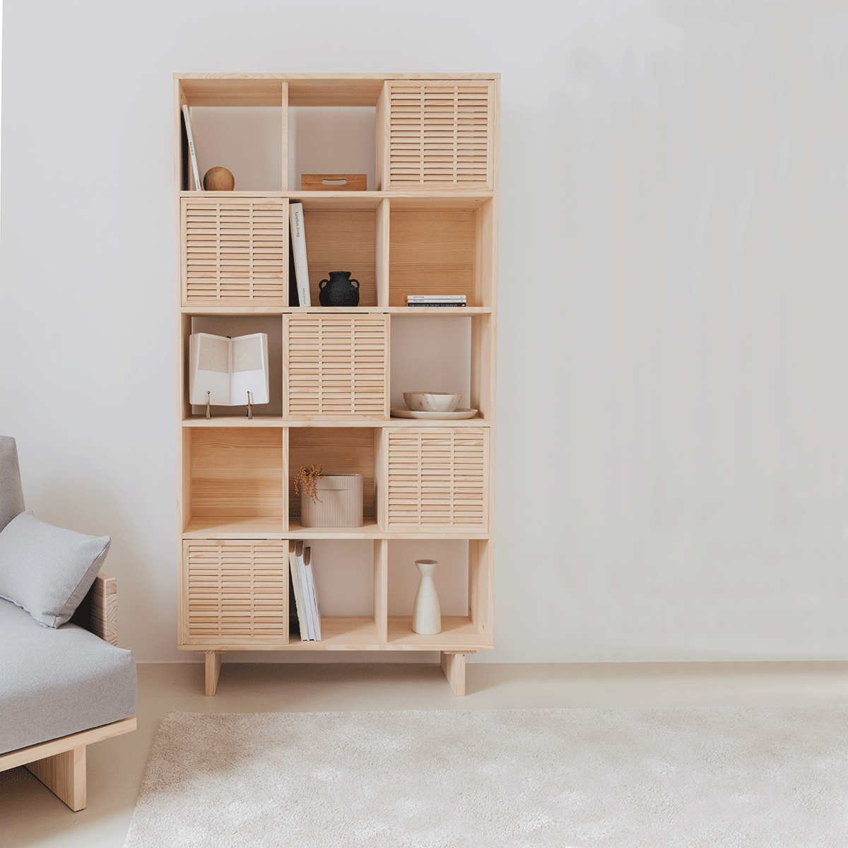 Bookcase Estreta in pine with 5 doors 98 cm