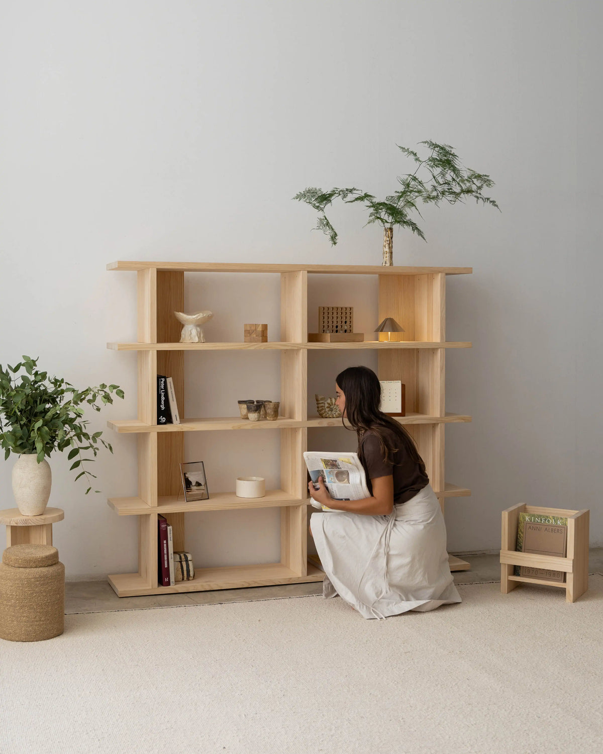 Montgó Bücherregal aus Massivholz 180 x 152,6 cm