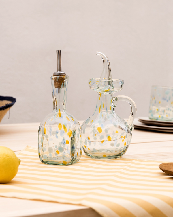 Llubí Ölflasche aus mundgeblasenem Glas