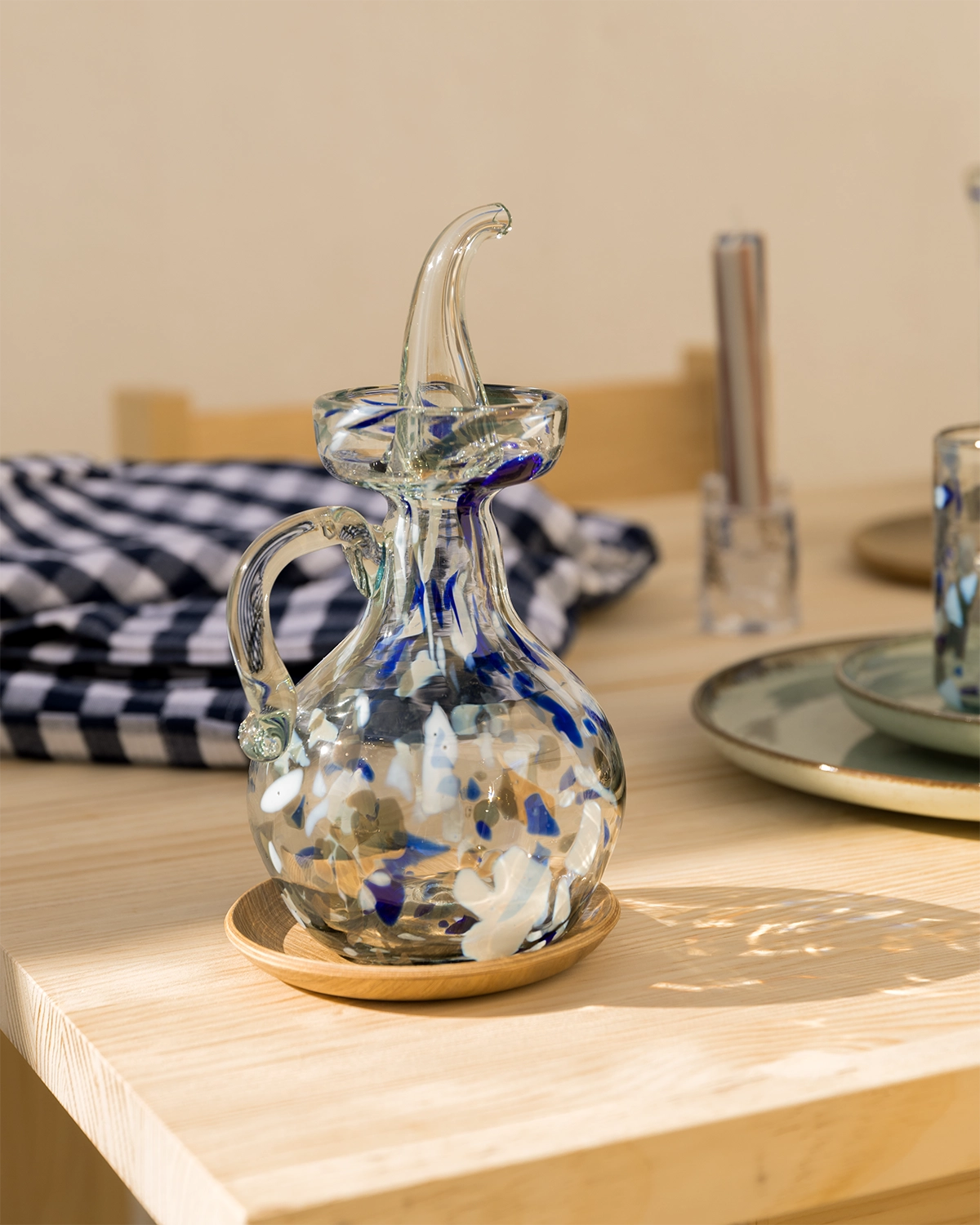 Alaró Ölflasche aus mundgeblasenem Glas