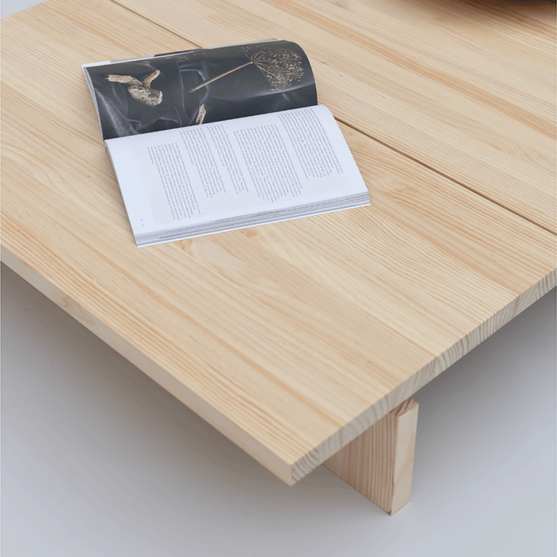 Olivera - Low coffee table in solid pine wood 90 cm