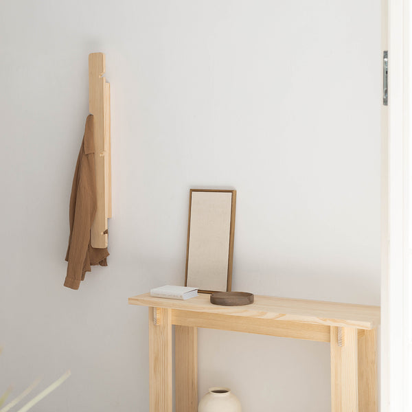 Wall coat rack Saona in solid pine wood 100 cm