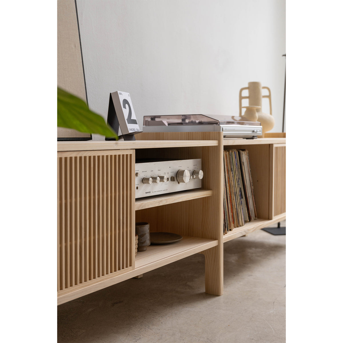Natural unvarnished and Natural varnished