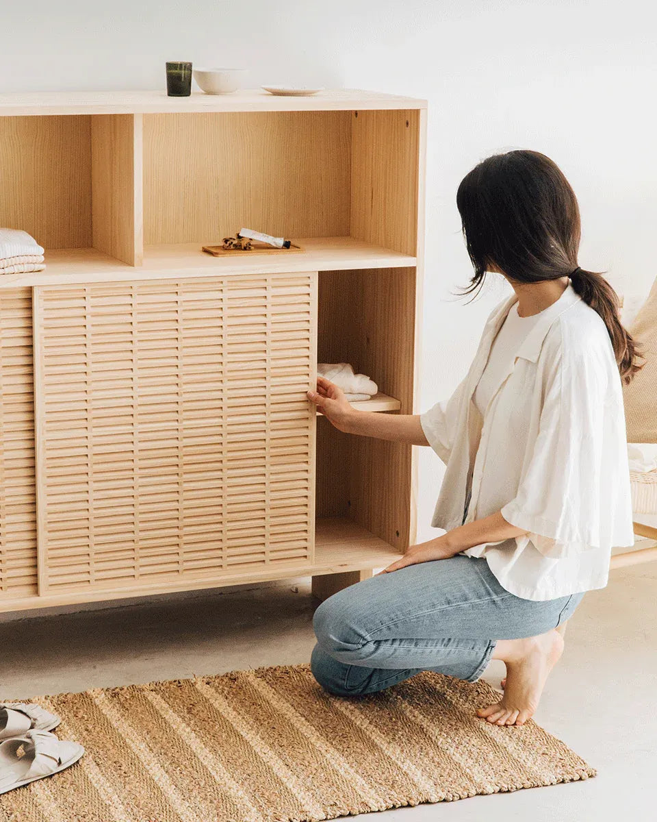 Aparador Voramar de pino con 3 puertas 180 cm