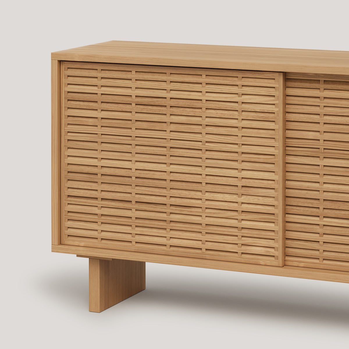 Oak color varnished
