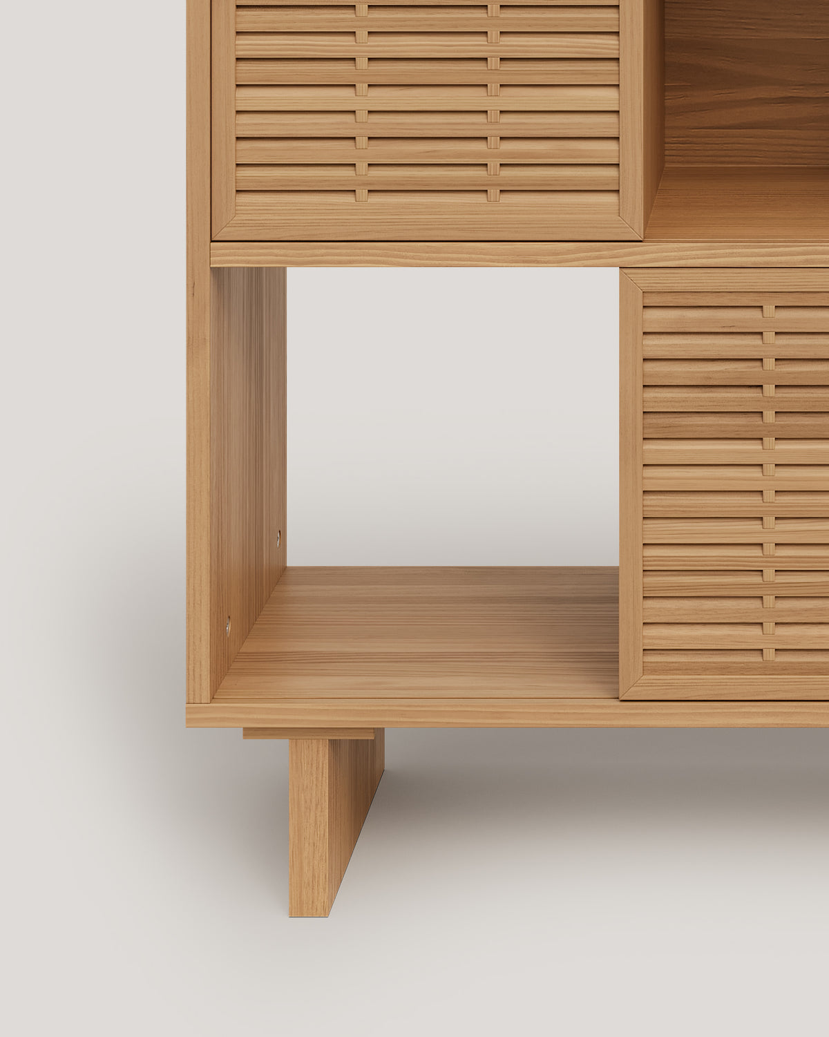 Oak color varnished