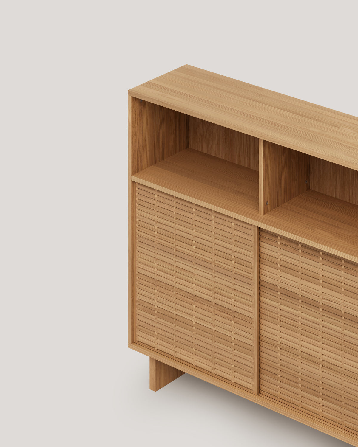 Oak color varnished