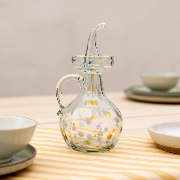 Llubí Ölflasche aus mundgeblasenem Glas