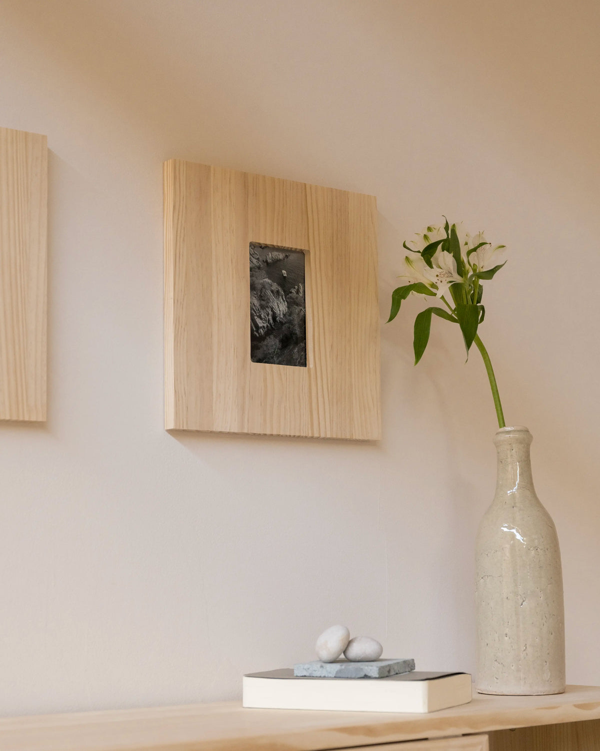 Romaní photo frame