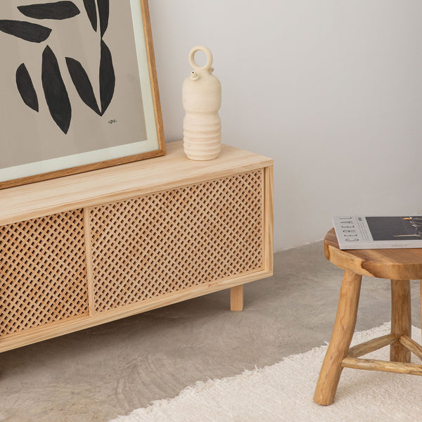 Pola TV stand of pine with 1 or 2 lattice doors 120 cm