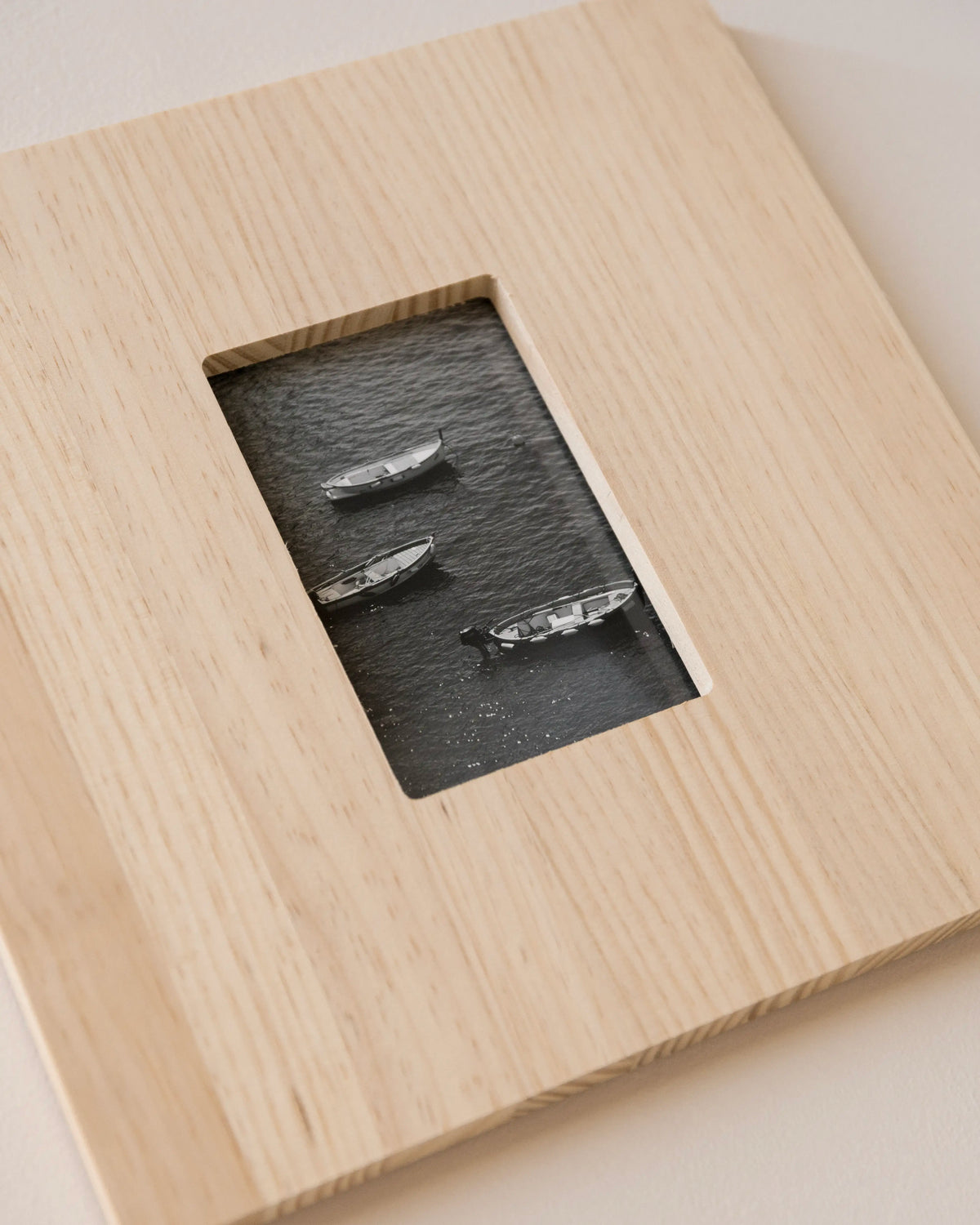 Romaní photo frame