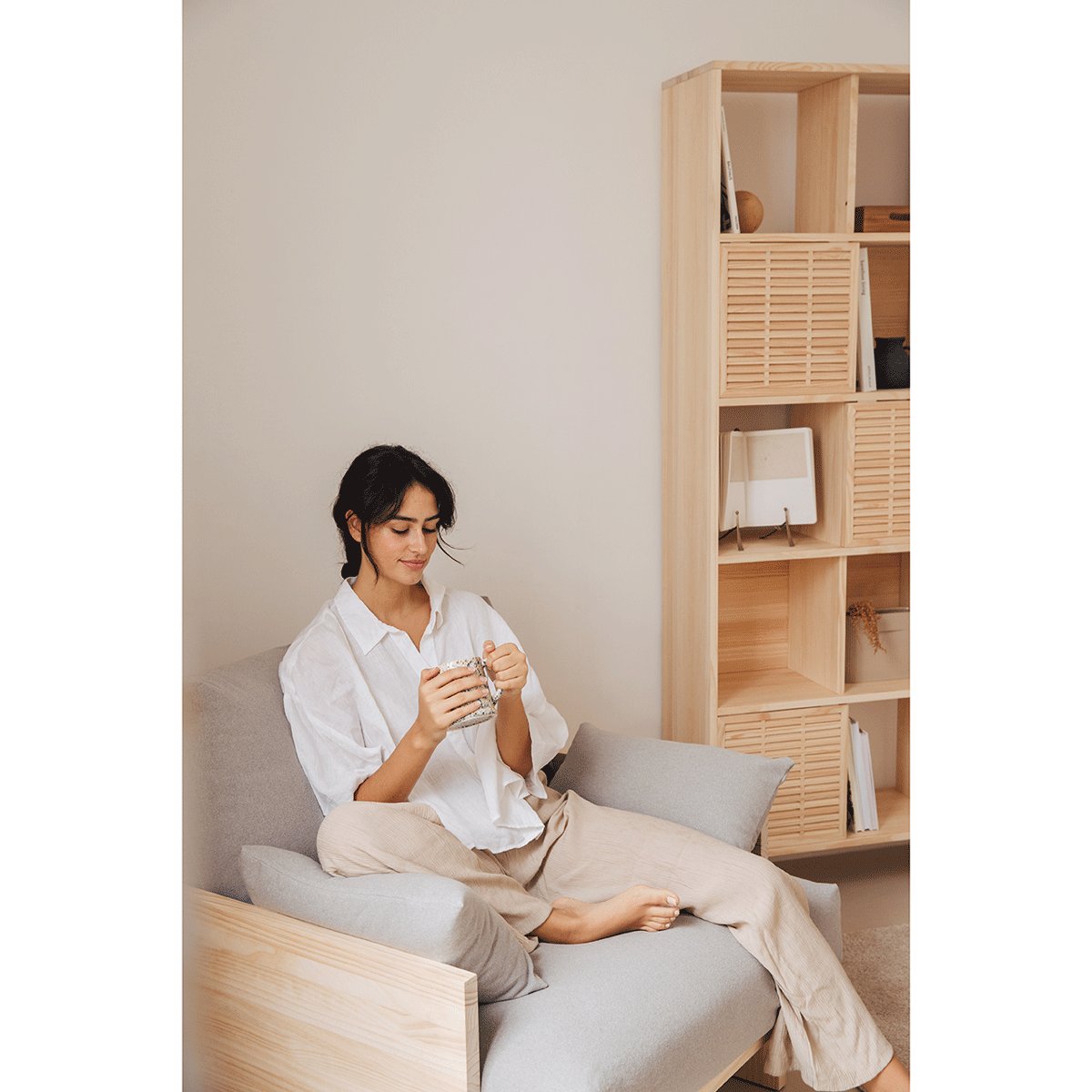 Bora armchair made of pine wood in Mediterranean style 95 cm