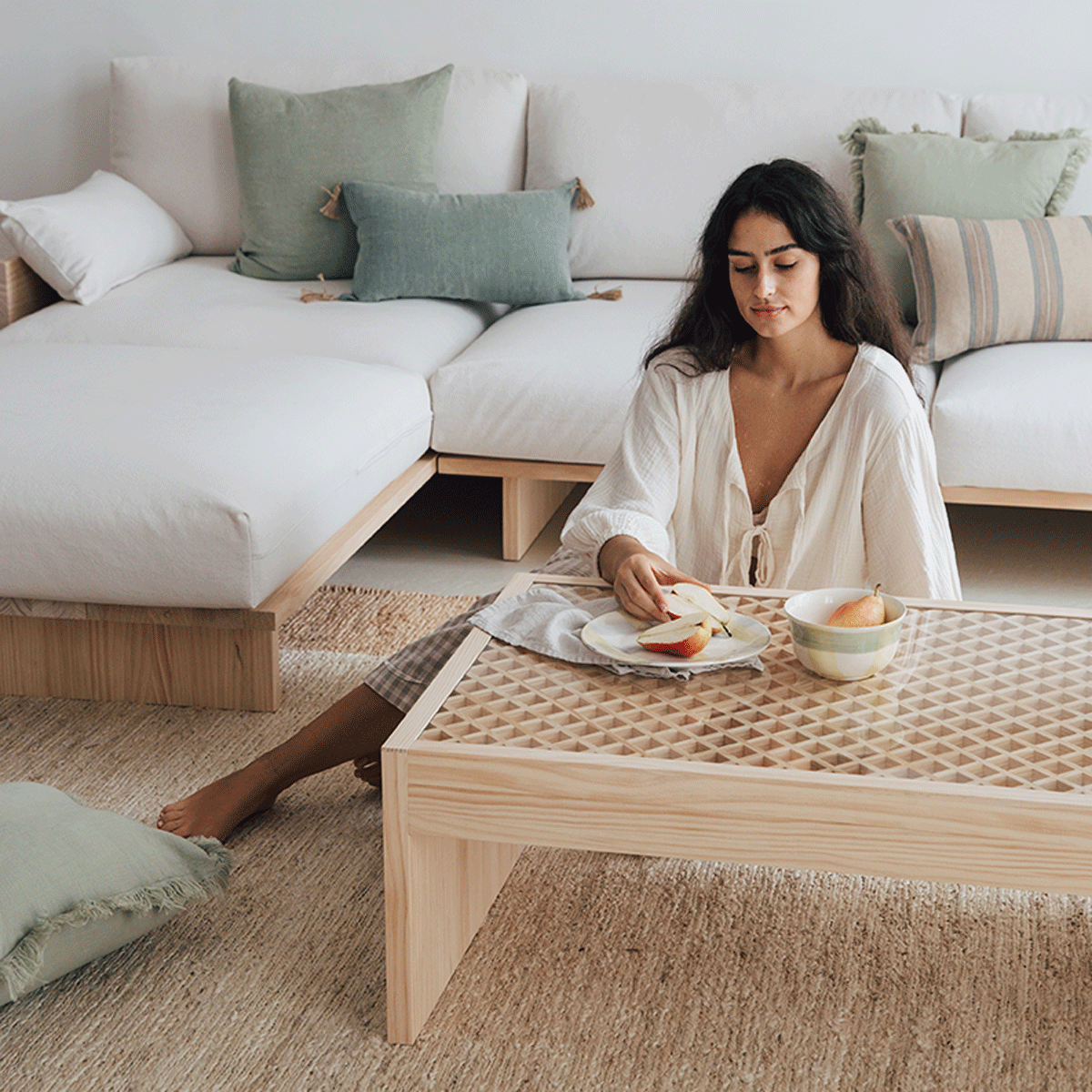 Vedella - Rectangular pine wood coffee table with glass 98 cm